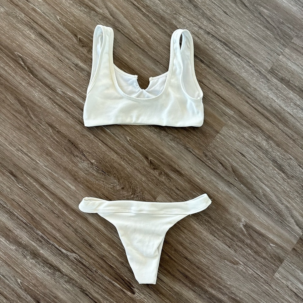 White cut out bikini set - Picture 2 of 4